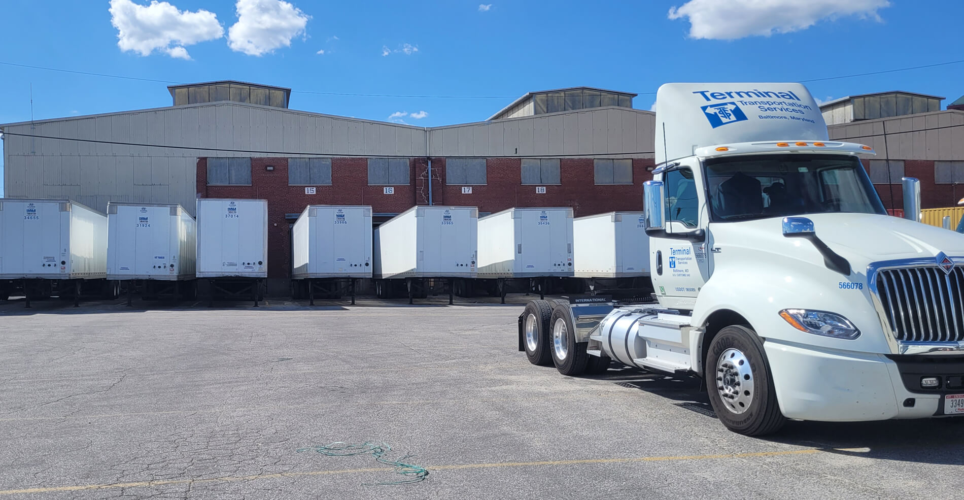 dropped dry van trailers